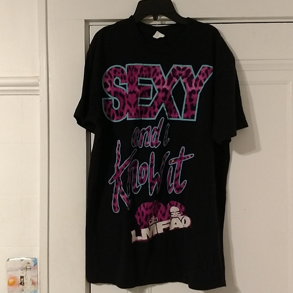 Tops - SEXY AND YOU I KNOW IT /TEE  XL